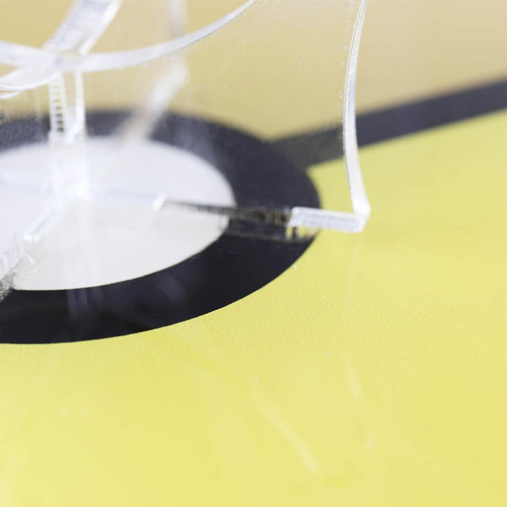 Pokéball Plus & Nintendo Switch Console Stand