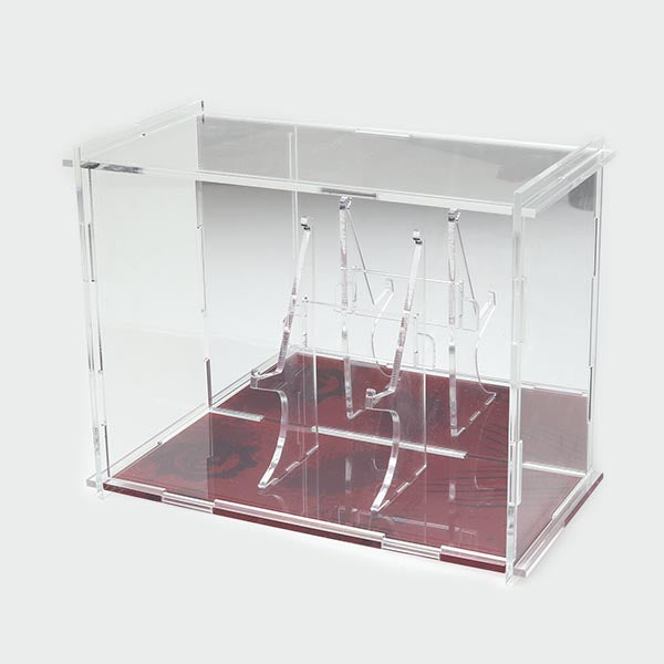 Gears of War Crimson Omen Xbox One Dual Case & Controller Stand