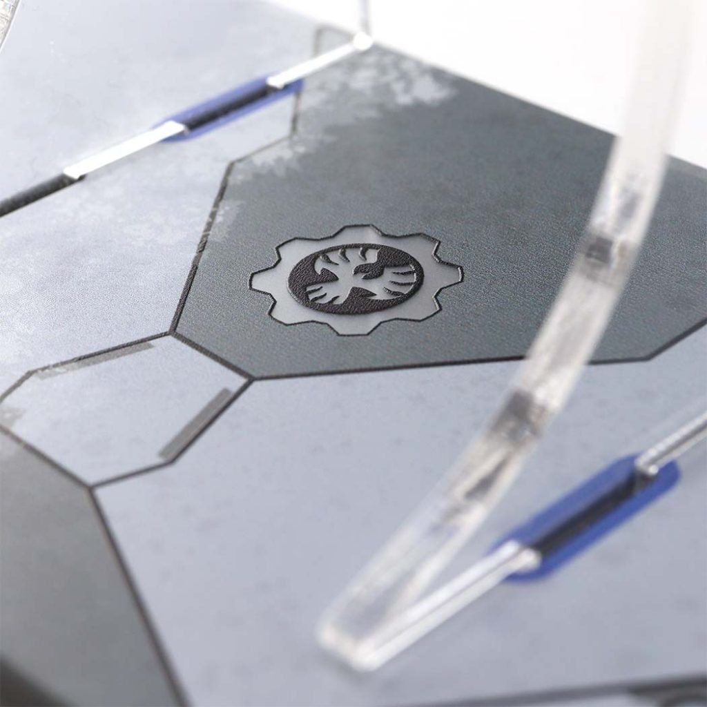 Gears 5 Kait Diaz Xbox One Controller Stand