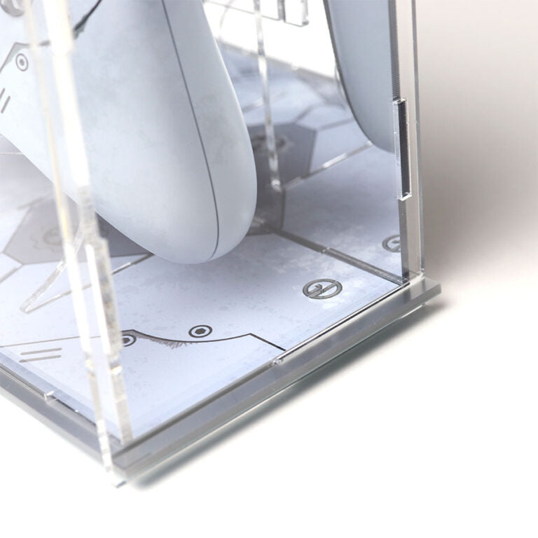 Gears 5 Xbox One Dual Case & Controller Stand