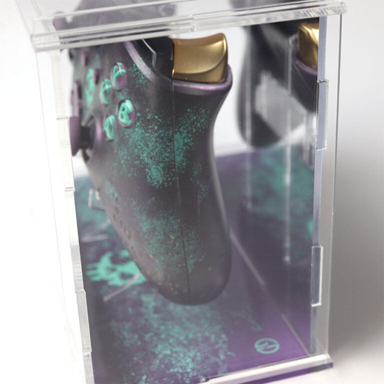 Sea of Thieves Xbox One Dual Case & Controller Stand