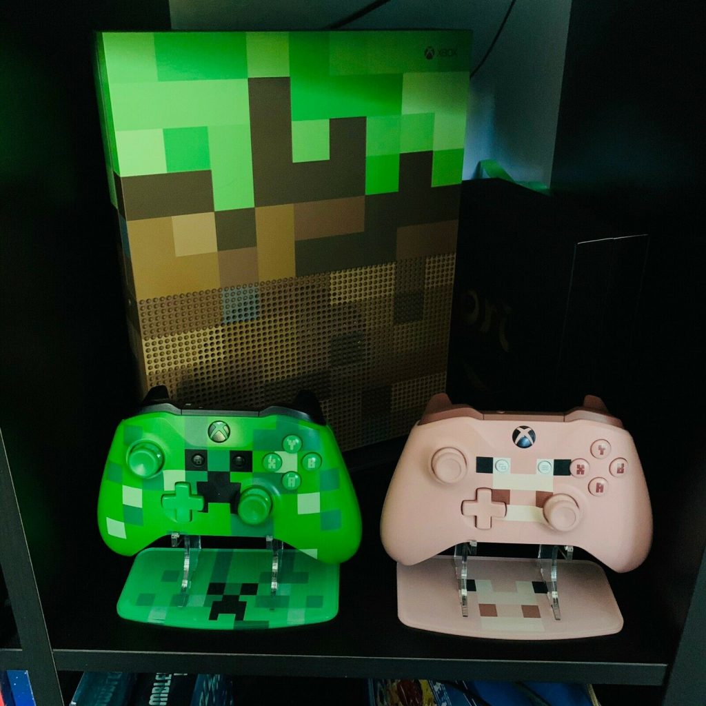 Minecraft Pig and Creeper